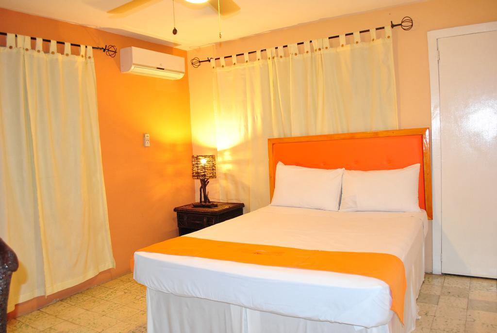 Hotel Imperial Cap-Haïtien エクステリア 写真